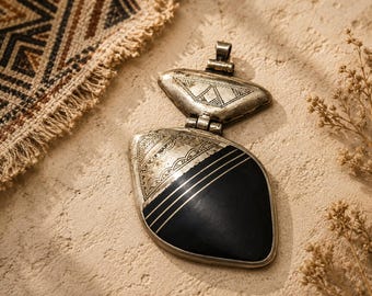 African Ebony and Silver Pendant made in Mali, Tuareg Pendant, Ethnic Jewelry Supplies (AZ278)