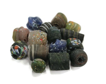 Irregular Rustic India Striped Glass Beads, Ethnic Trade Beads, Matte Glass Beads (AZ820)