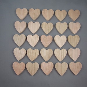 1 1/2&quot; Cherry Hearts (25)