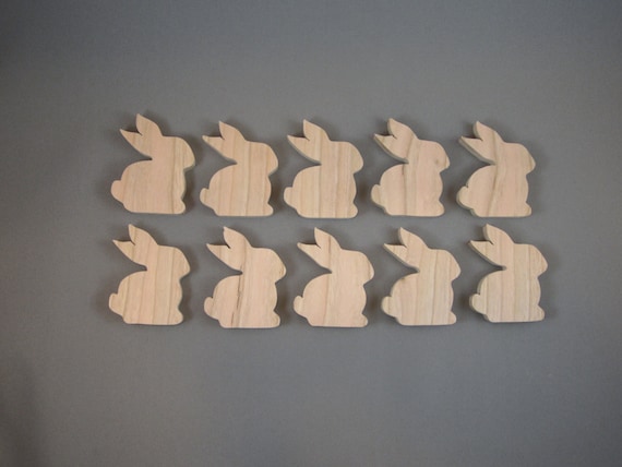 10 Sitting Bunnies