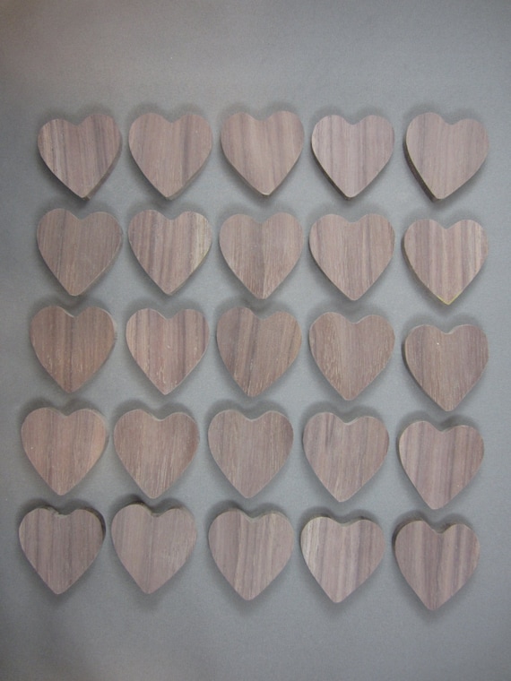 25 Walnut Hearts 1 1/2"