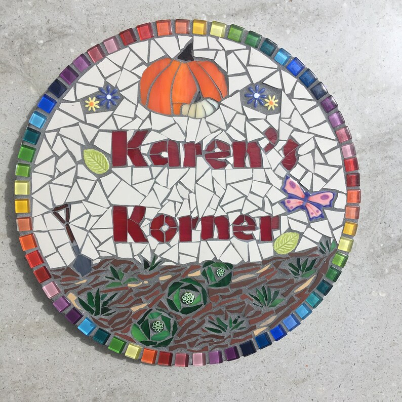 Regenbogen Mosaik Gartenschild, Nach Maß, Maßgeschneidert, Ornament, Yard Art, Geschenk für Gärtner, Gartentorschild, Willkommen Bild 1