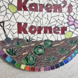 Regenbogen Mosaik Gartenschild, Nach Maß, Maßgeschneidert, Ornament, Yard Art, Geschenk für Gärtner, Gartentorschild, Willkommen Bild 3