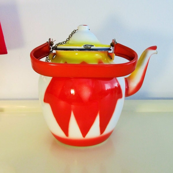 Vintage Enamel Tea pot Orange and Yellow color from the 1970s
