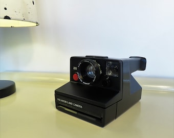 Polaroid Camera Land Camera 2000   Polaroid Polatriplet   Rare Black color  SX-70 type instant film