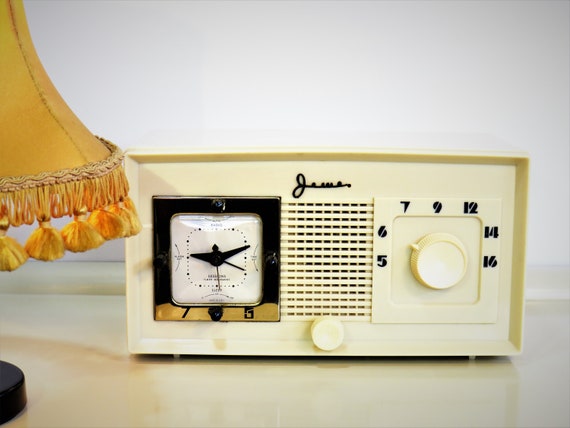 Vintage Working Jewel Alarm Clock With Radio Model 340 Ivory - Vintage Style Alarm Clock Radio Vintage Working Jewel Alarm Clock With Radio Model 340 Ivory - Vintage Style Alarm Clock Radio