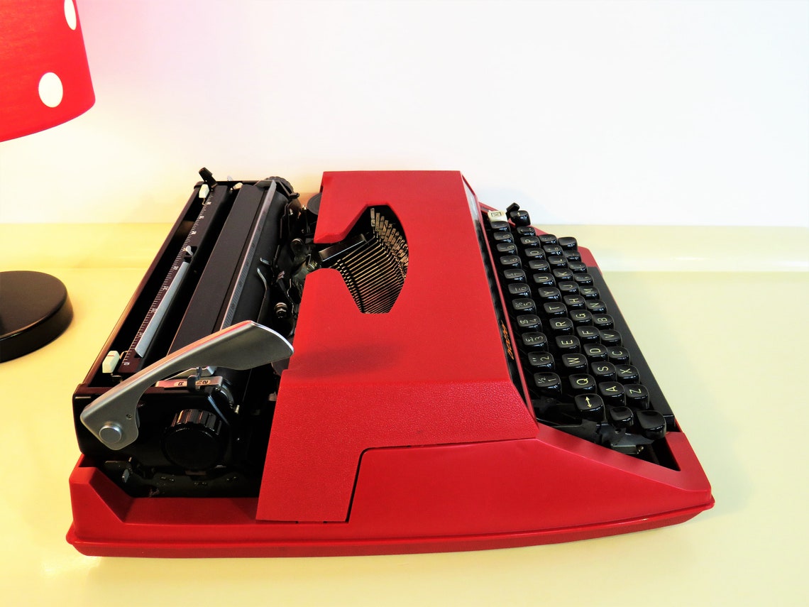 Vintage Typewriter BROTHER Deluxe 600 Correction Working Red Etsy