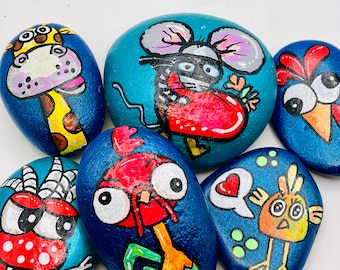 Unique Gift - Hand-painted Stones with Funny Animal Motifs on Shiny Metallic Background