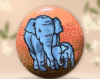 Hand Painted Stone Elephant Mother and Baby at Sunset – Mother's Day Gift, New Mom Gift, Safari Decor, Unique Rock Art