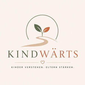 Könnte beinhalten: Ein Logo mit einem stilisierten Keimling mit einem dunkelgrünen und einem terrakottafarbenen Blatt innerhalb eines dünnen Kreises. Darunter steht der Text KINDWÄRTS in Dunkelgrün und Terrakotta, gefolgt von einem kleinen Herz und dem Text KINDER VERSTEHEN. ELTERN STÄRKEN.