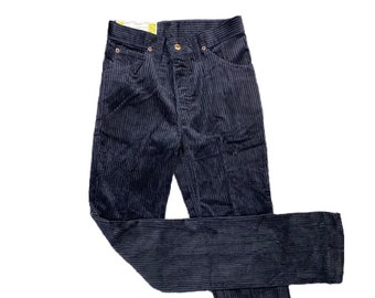 Vintage Wrangler corduroy jeans in navy blue with high rise and straight leg, deadstock with tags, rare - W27 x L33.5