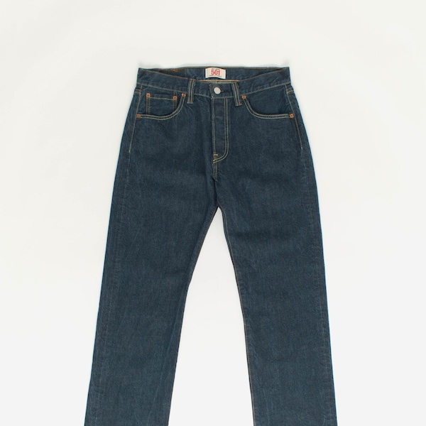 Vintage Levis 501 jeans 30 x 30 dark blue dark wash Y2K