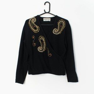 Black and gold jumpers 2025