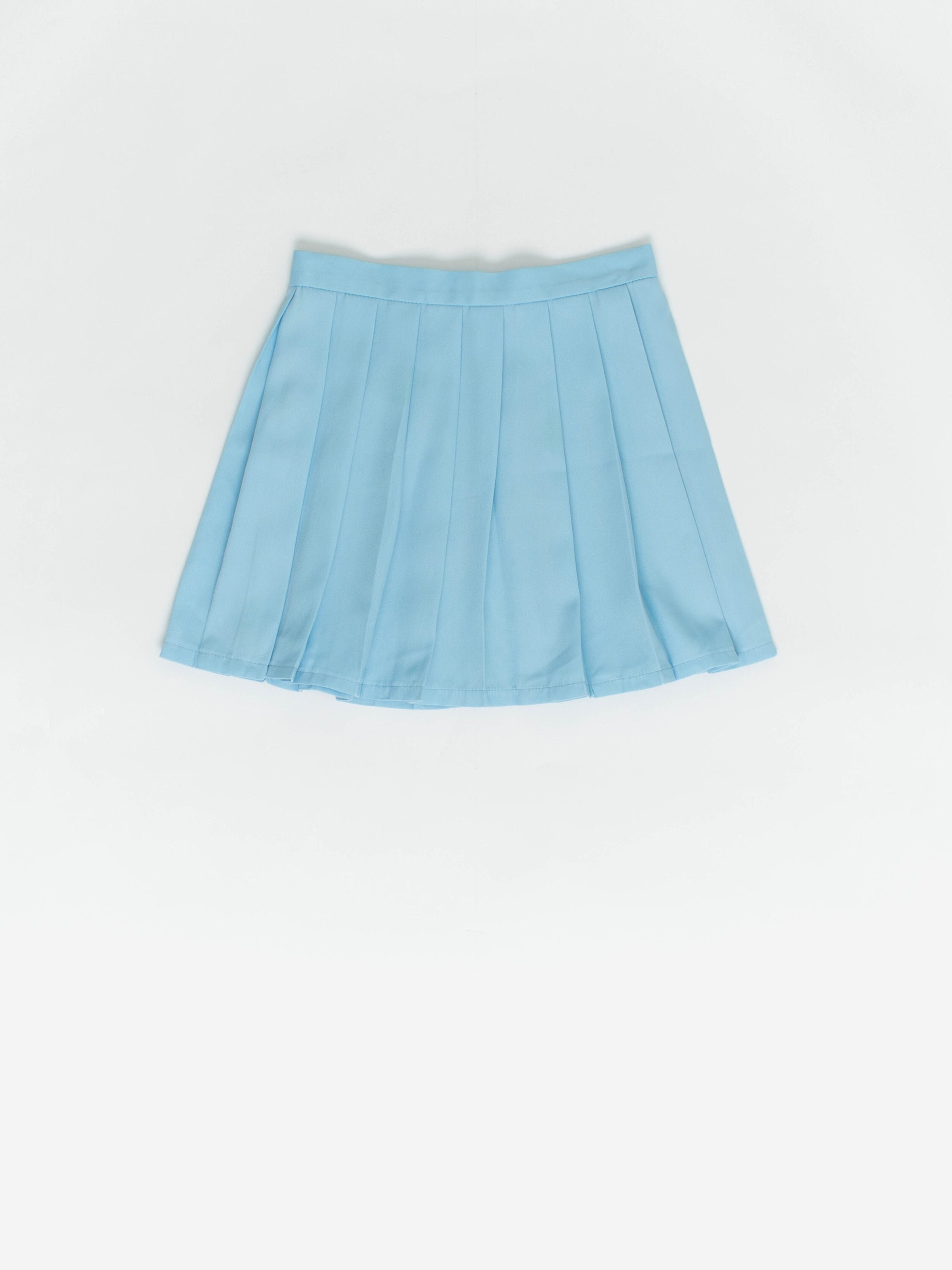 Blue pleated tennis skirt discount