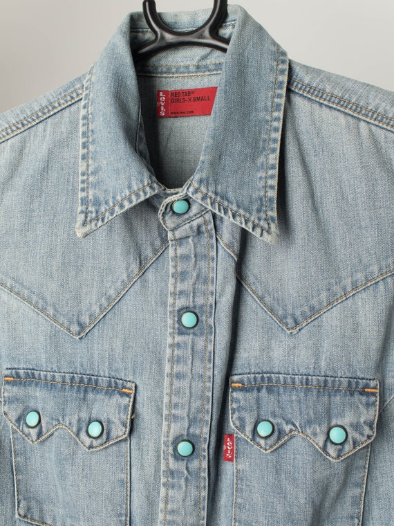 Vintage Levis blue denim western shirt / blouse -… - image 2
