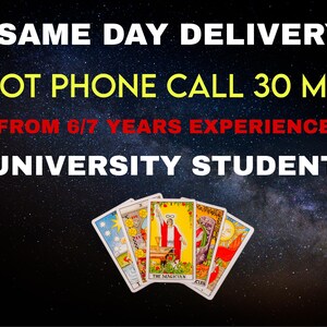 Puede incluir: Un abanico de cinco cartas de tarot con la carta del Mago en el centro, sobre un fondo de cielo nocturno estrellado. El texto dice: SAME DAY DELIVERY, TAROT PHONE CALL 30 MINS, FROM 6/7 YEARS EXPERIENCED, UNIVERSITY STUDENT.