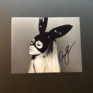 Ariana Grande Autograph - Etsy