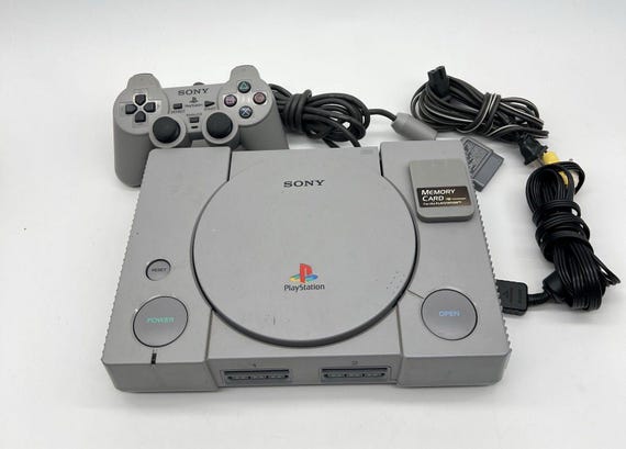 Sony PlayStation 1 PS1 SCPH-7501 Controller +Memory Card +Hello Kitty Game Read