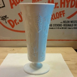 INDIANA GLASS COMPANY Colony Harvest White Milk Glass Pedestal Harvest Grape Vase