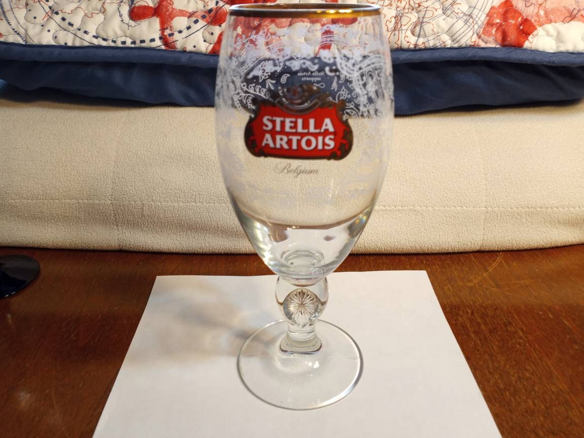 Stella Artois Unfiltered Chalice Beer Glass - Pint/20oz - GarageBar Limited