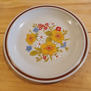 CASUAL ELEGANCE &quot;BORDEAUX&quot; Salad Plate Hearthside Stoneware Vintage Great Condition!