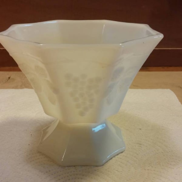 Octagonal Grape Themed Milk Glass Anchor Hocking Pedestal Compote Bowl Vase Mid Century Modern