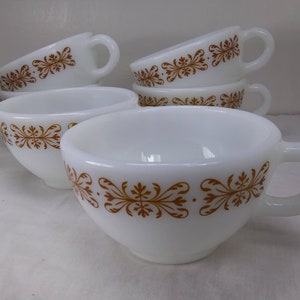 PYREX RESTAURANT MUG (1) &quot;Copper Filigree&quot; Squatty Milk Glass Mug Coffee Cup Vintage Restaurant Dishes One Single Mug