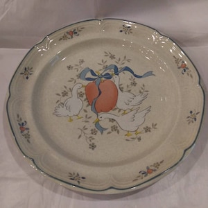 INTERNATIONAL CHINA &quot;MARMALADE&quot; Chop Plate / Round Platter Vintage 1980s Whimsical Country Stoneware in Great Condition!