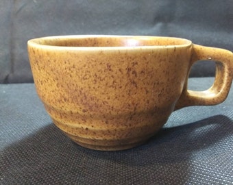 MONMOUTH WESTERN MUG Hand Made Stoneware D-Handle 1970s Maple Leaf Stamp