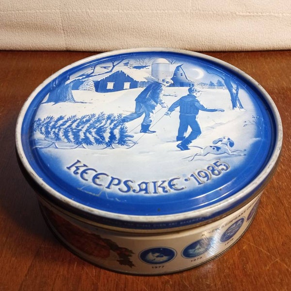 KEEPSAKE 1985 FRUITCAKE TIN Sealable Lid Good Vintage Condition All Metal