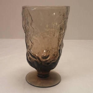 MORGANTOWN SENECA DRIFTWOOD Rare Smoke Tinted Pedestal Crinkle Drinking Glass Looks a bit like Lido Milano 1960s 1970s