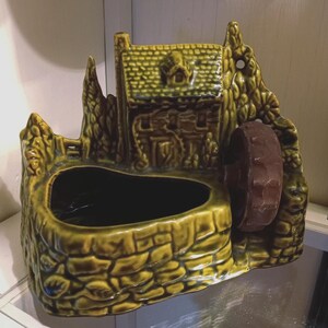 SHAWNEE POTTERY GRISTMILL Indoor Planter Rich Green and Matte Brown Mill Wheel Excellent Condition Very Collectible #769