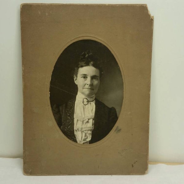 VERY OLD PICTURE Older Woman 1900s 1910s 1920s by Jenkin Photography in Great Condition!