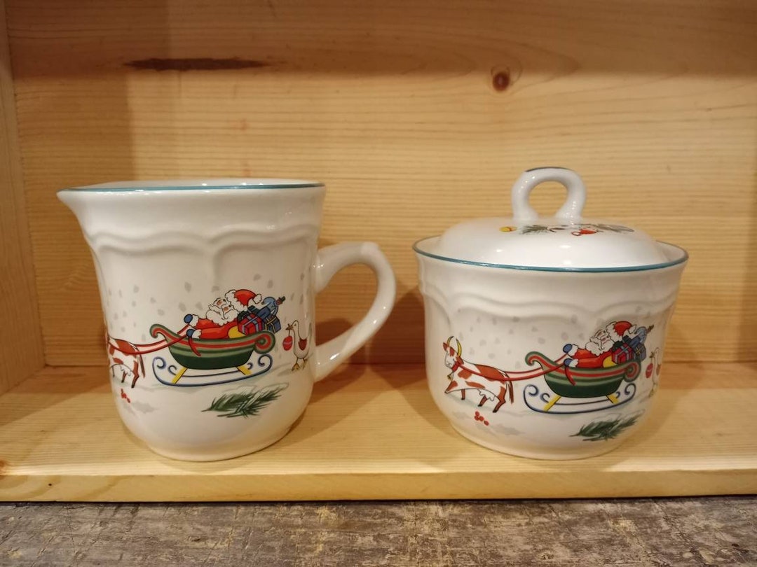 INTERNATIONAL country Christmas Cream and Sugar Set 2 Pieces Holiday