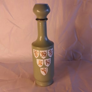 OLD FITZGERALD DECANTER Avocado Green with Shiny Gold Lions! Great Condition! 1970s!