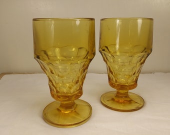 ANCHOR HOCKING "Georgian Thumbprint" GLASSES (1 pair) Honey Gold Pedestal Glasses with Scallops Indentations 1970s
