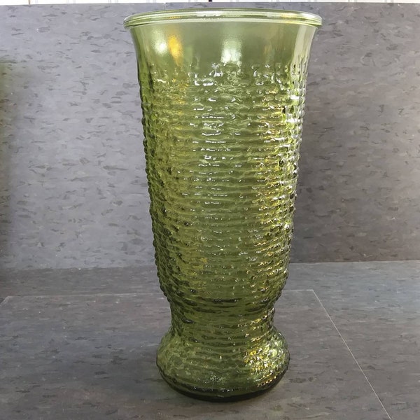 SORENO LARGE VASE Anchor Hocking Green Glass Classic 70s Collectible in Excellent Condition!