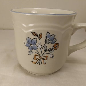CORDELLA STONEWARE MUG &quot;Bluet&quot; Coffee Cup with Pretty Blue Flowers in Excellent Condition! Mug Only.
