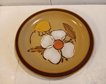 HEARTHSIDE STONEWARE "DOGWOOD" Salad Plate Hand Painted Vintage Great Condition!