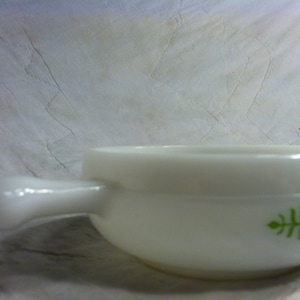 GLASBAKE MILK GLASS Soup Bowl with Handle Excellent Condition!