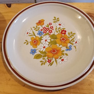CASUAL ELEGANCE &quot;BORDEAUX&quot; Collection Dinner Plate Hearthside Stoneware Great Condition!