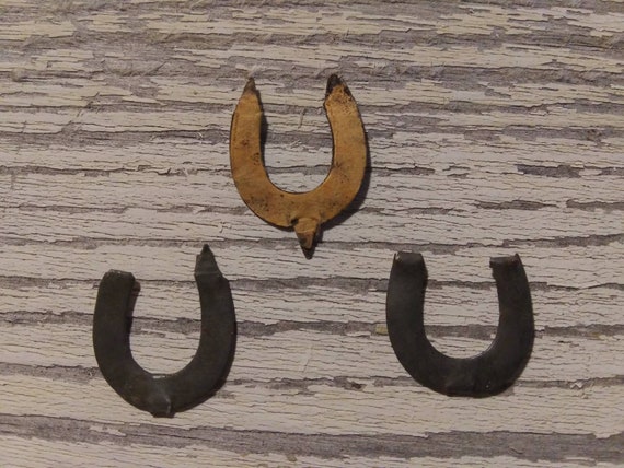 HORSESHOE TOBACCO TIN Stamps Early 1900s Set of Three!