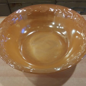 FIRE KING SERVING Bowl Peach Lusterware Milk Glass Vintage in Great Condition! Hard to Find!!