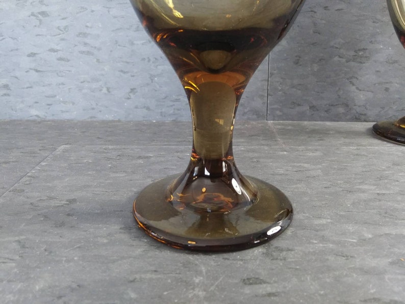 LIBBEY PEDESTAL GLASS Classic Smoked Brown in Excellent Condition!