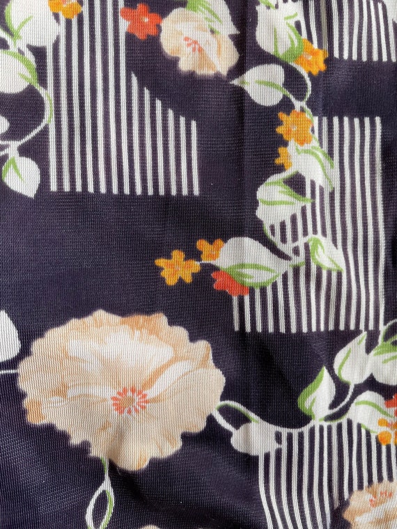 Vintage Flower Power blouse 70s hippie retro wall… - image 9