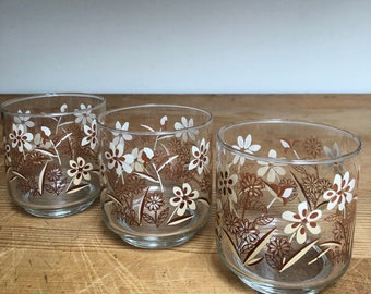 Vintage juice glasses cottage glassware floral glasses flower power kitchen glassware