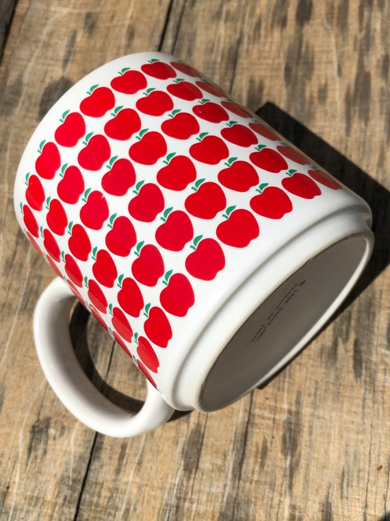 Vintage Apple Mug 80s Mod Graphic Ceramic Apple Coffee Mug Vintage Apple Mug 80s Mod Graphic Ceramic Apple Coffee Mug