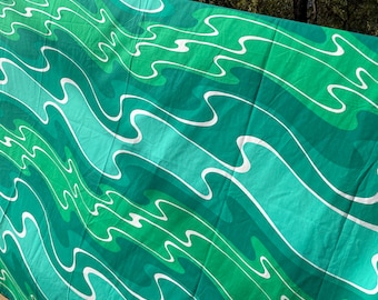 Vintage Vera Neumann Sheet Set,  wavy green swirly stripes, Mod graphic Twin flat Twin fitted bedding sheet fabric Vera for Burlington NOS