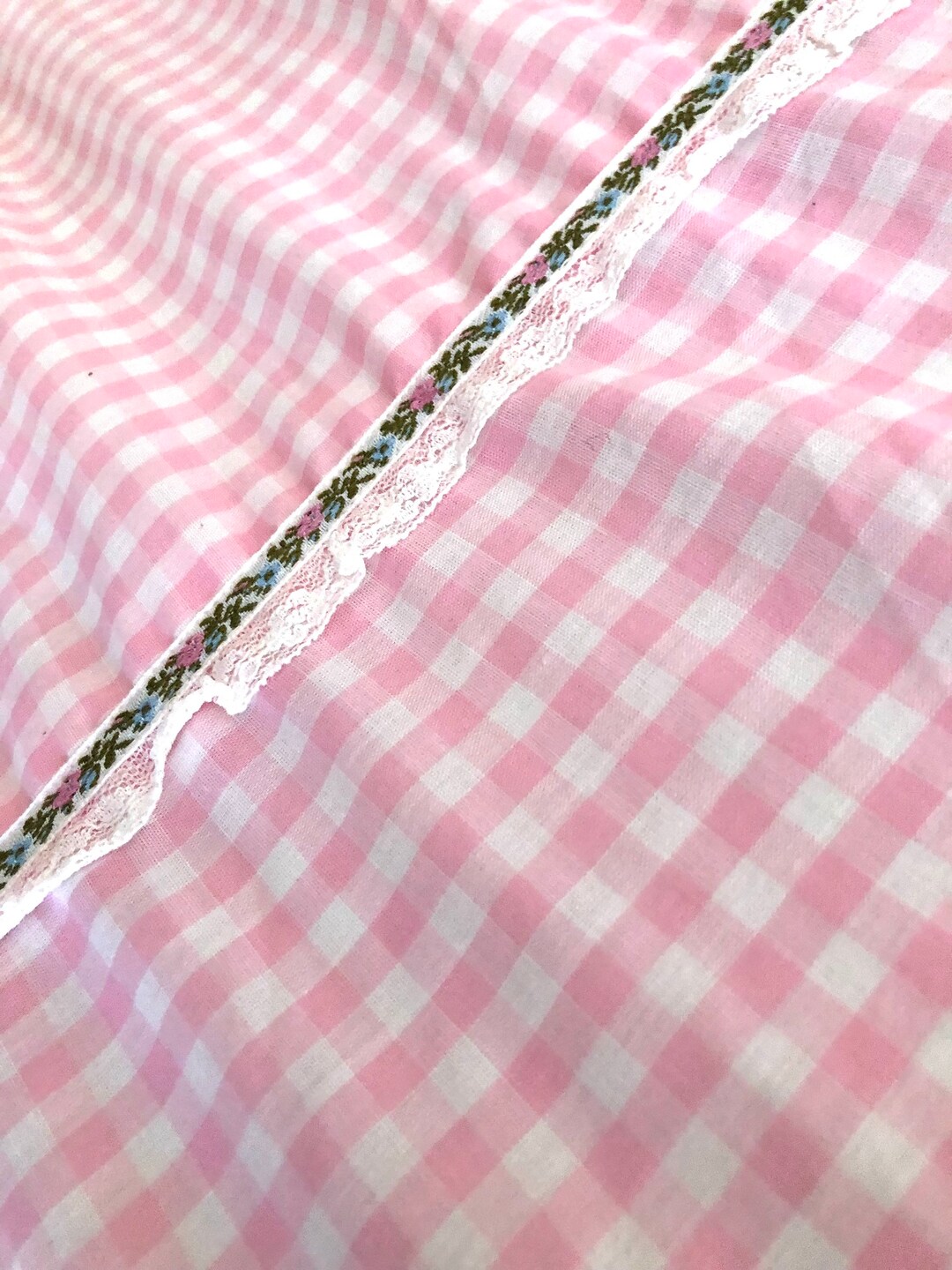Vintage Pink Gingham Bedspread Coverlet Lace Check Full Size Ruffle