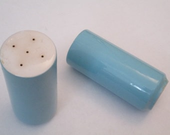 Vintage Mikasa saleros y pimenteros Mikasa Focus Shape reemplazo china sal azul y pimienta Japón